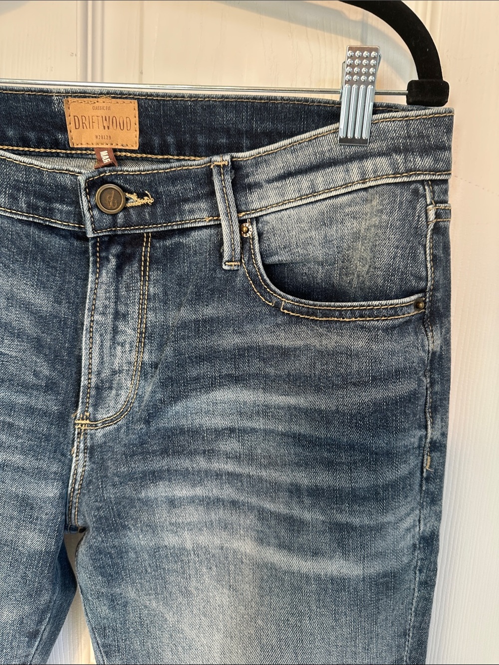 Driftwood Women's Embroidered Denim Jeans Marilyn Koi from Sundance size 28 - Picture 8 of 10